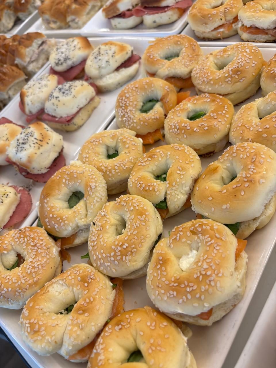 Finger foods y bagels de ATF