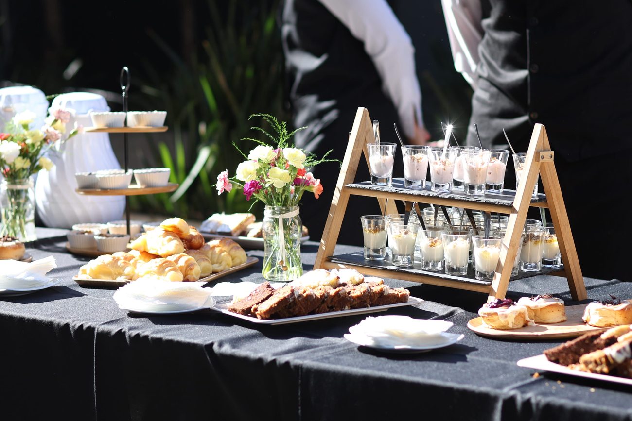 Spread de desayuno al aire libre de ATF